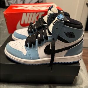 Jordan 1 Retro High OG University Blue 3Y
